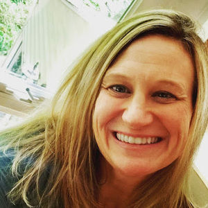 Meet your Posher, Angela